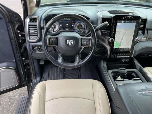 Used 2022 RAM 3500 Limited AWD/4WD image 13
