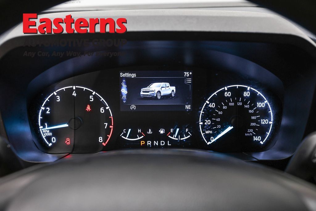 Used 2024 Nissan Armada SL w/ Captain's Chairs Package AWD/4WD image 48