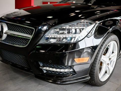 Used 2013 Mercedes-Benz CLS 550 4MATIC image 9