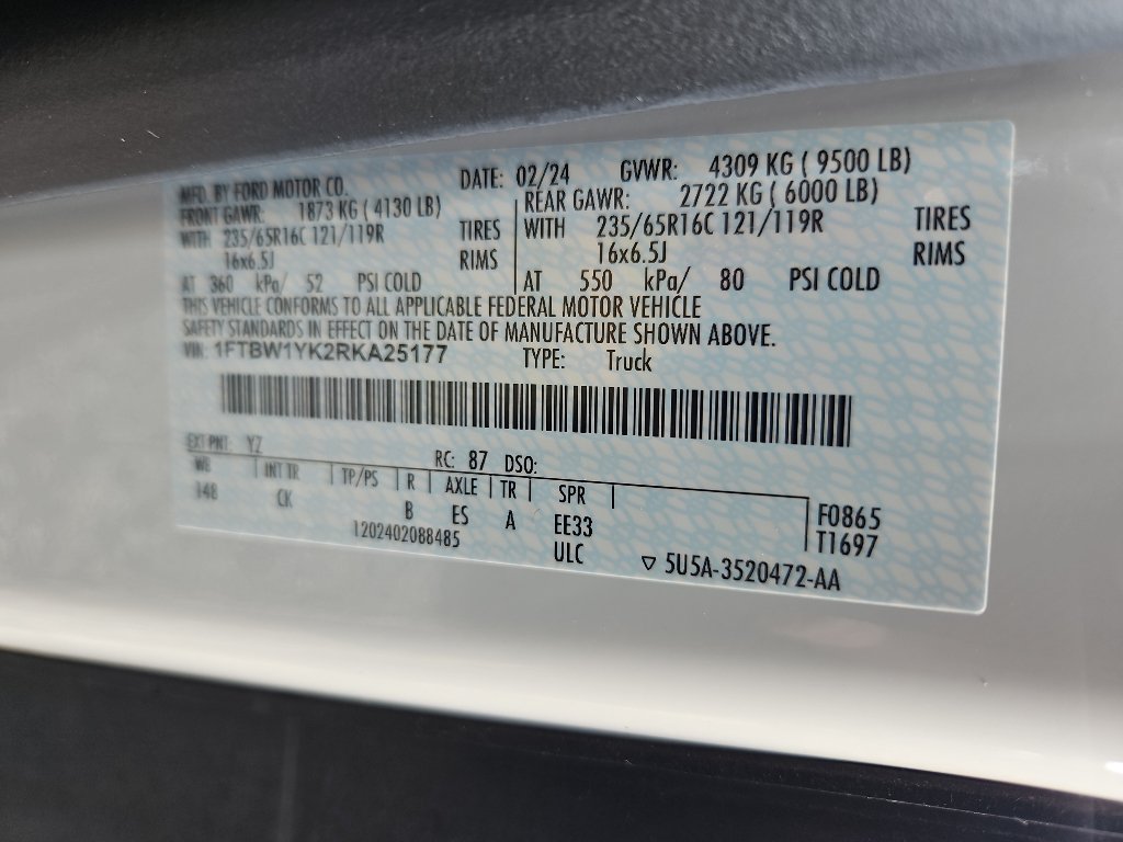 Used 2024 Ford E-Transit Low Roof RWD image 23