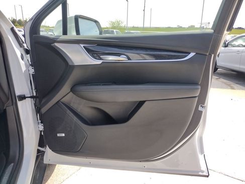 Used 2024 Cadillac XT5 Premium Luxury AWD/4WD image 21