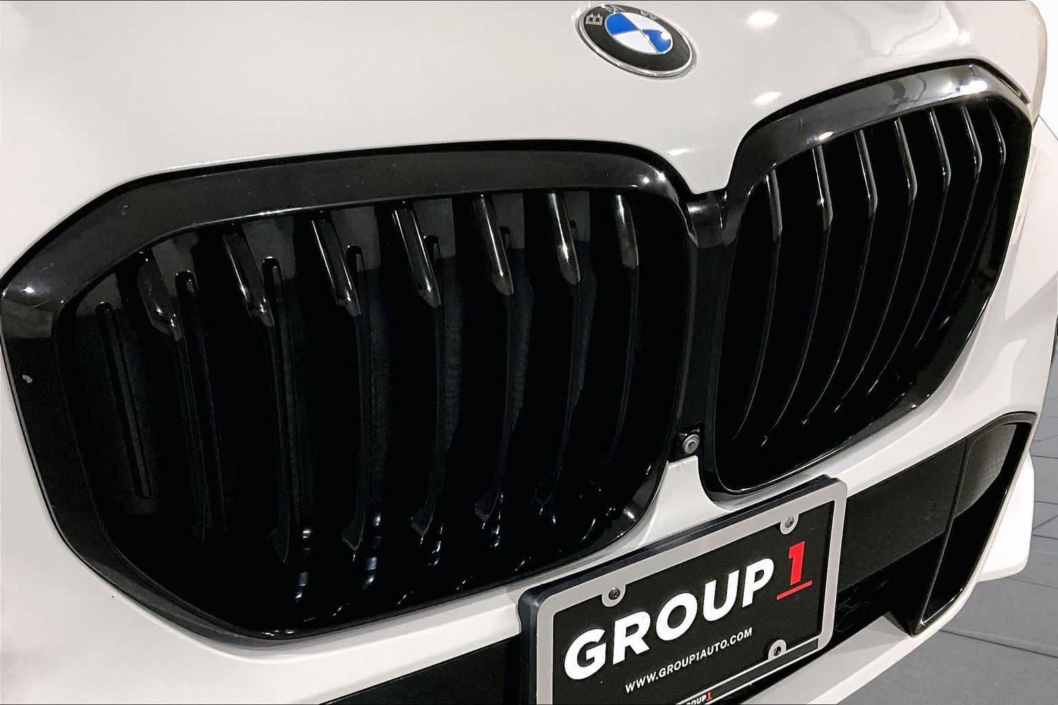 Used 2022 BMW X5 xDrive40i AWD/4WD image 31