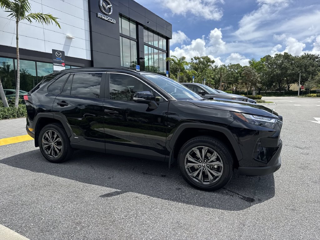 Used 2024 Toyota RAV4 XLE Premium w/ Weather Package AWD/4WD image 6