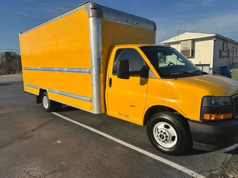 Used 2021 GMC Savana 3500 Extended w/ Power Convenience Package image 7