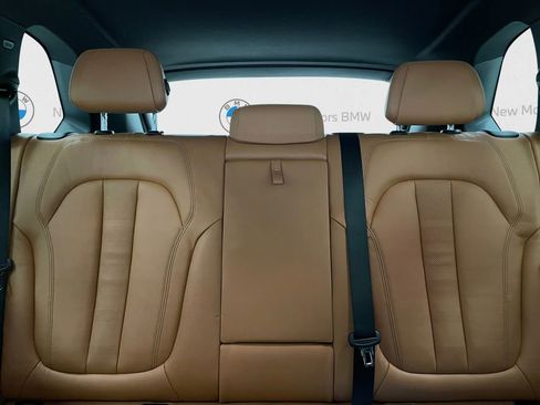 Used 2021 BMW X5 xDrive40i w/ Premium Package 2 image 11