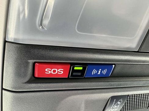 Used 2023 Subaru Crosstrek Hybrid w/ Moonroof Package w/Navigation image 38