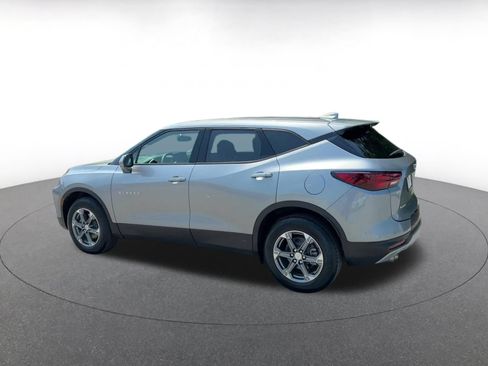 Used 2025 Chevrolet Blazer LT FWD image 10