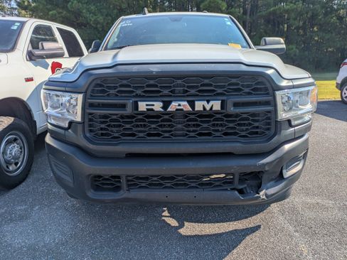 Used 2022 RAM 2500 Tradesman RWD image 2