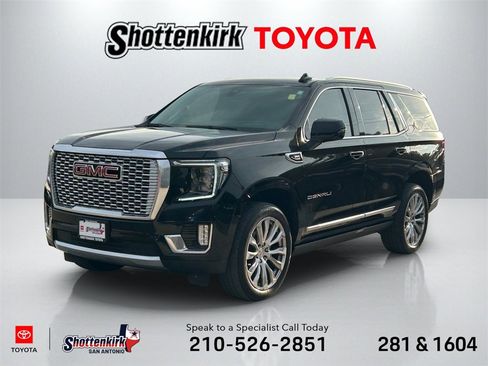 Used 2022 GMC Yukon Denali image 1
