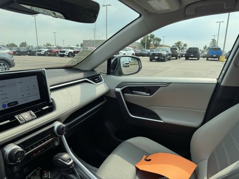 Used 2024 Toyota RAV4 XLE Premium image 11