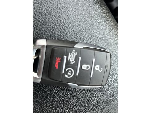 Used 2025 RAM 1500 Big Horn AWD/4WD image 37