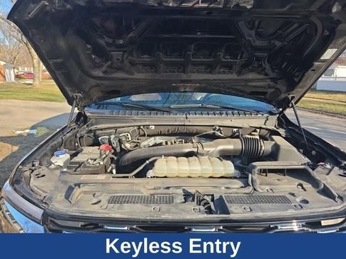 Used 2023 Ford Expedition Limited image 19