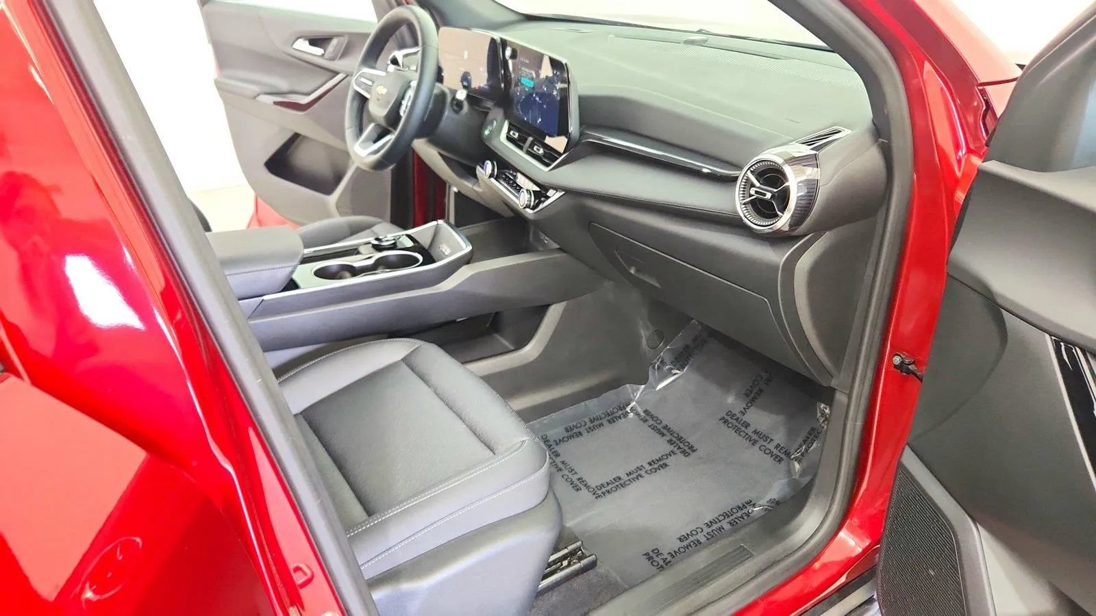 Used 2026 Chevrolet Equinox LT w/ Convenience Package II FWD image 27