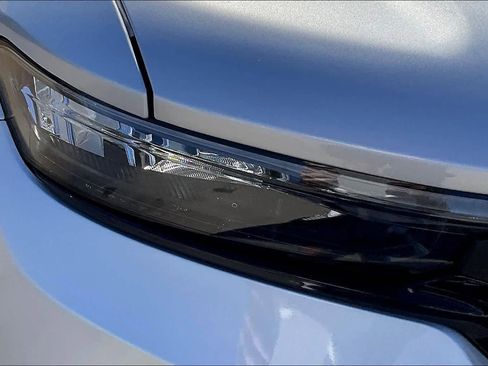 New 2025 Jeep Grand Cherokee Altitude AWD/4WD image 13