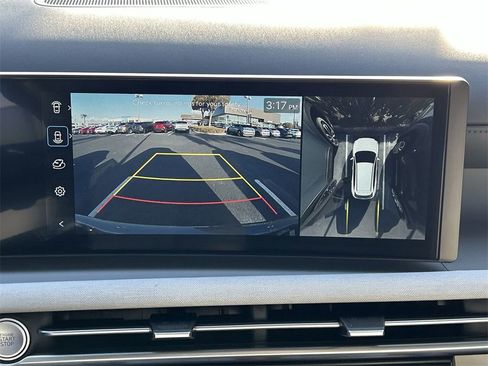 Used 2025 Hyundai Tucson Limited image 6