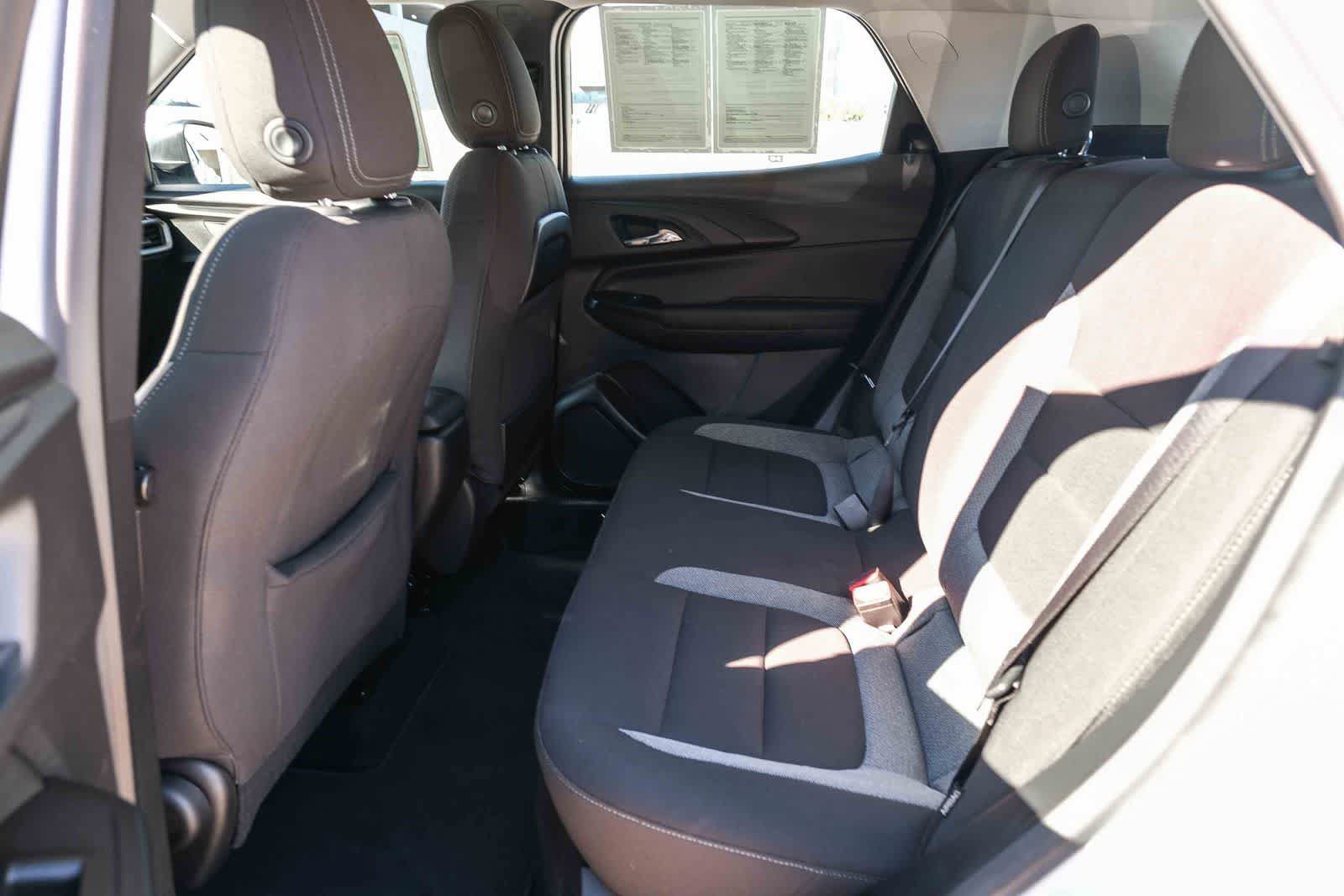 Used 2023 Chevrolet TrailBlazer LS FWD image 19