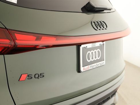 New 2025 Audi SQ5 Prestige image 28