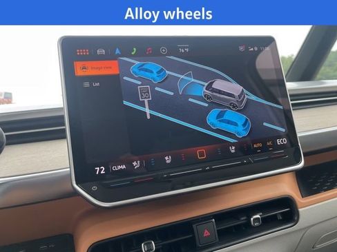 New 2025 Volkswagen ID. Buzz 1st Edition image 21