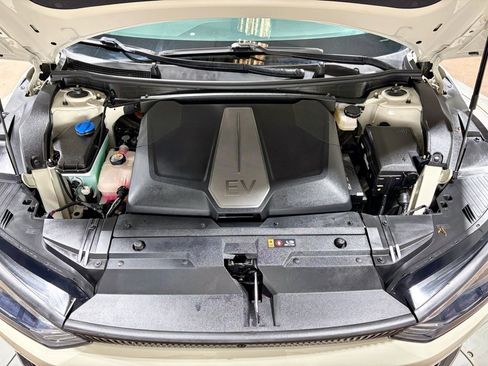 Used 2023 Kia EV6 Wind w/ Wind Technology Package image 24