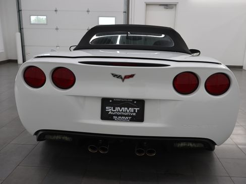 Used 2007 Chevrolet Corvette Convertible w/ Preferred Equipment Group RWD image 24