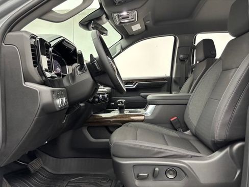 New 2026 GMC Sierra 1500 Elevation w/ Preferred Package AWD/4WD image 16