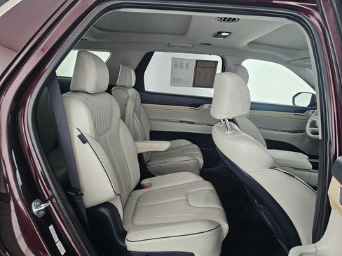 Used 2023 Hyundai Palisade Limited AWD/4WD image 12