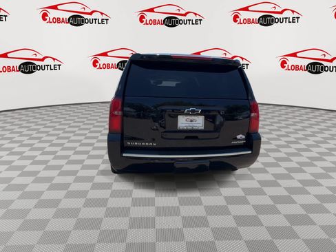 Used 2019 Chevrolet Suburban Premier w/ Premier Plus Edition AWD/4WD image 7