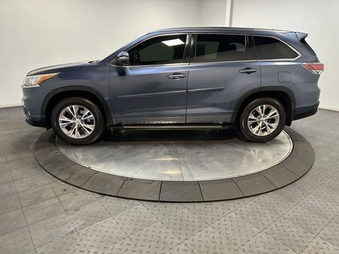 Used 2015 Toyota Highlander XLE image 8