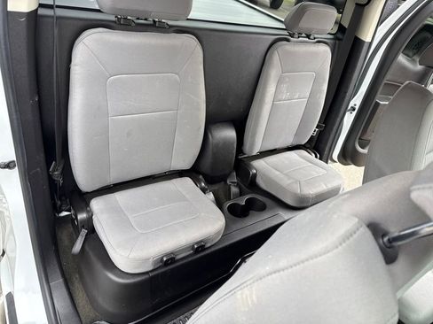 Used 2018 Chevrolet Colorado W/T w/ WT Convenience Package image 45