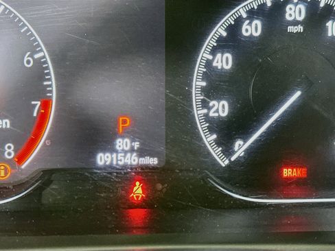 Used 2019 Honda Accord Touring image 19