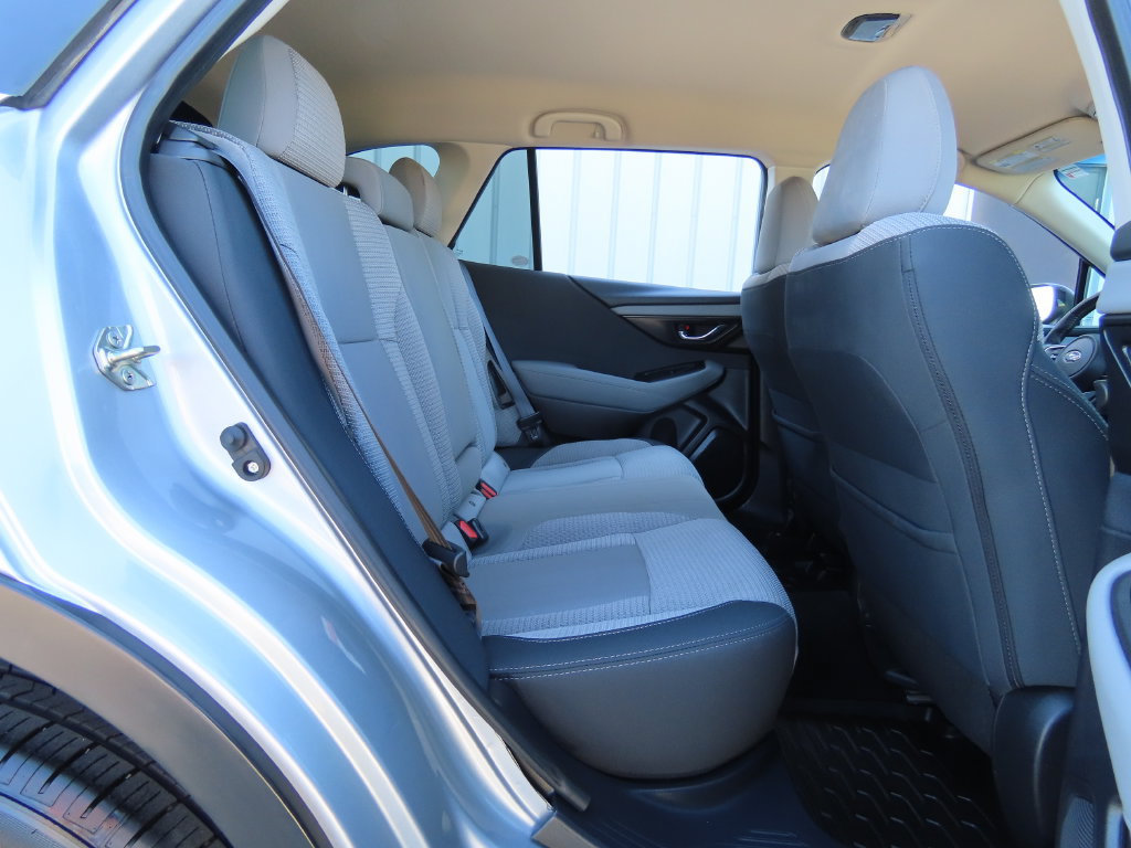 Used 2020 Subaru Outback Premium AWD/4WD image 31