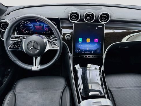 Used 2025 Mercedes-Benz GLC 300 image 14