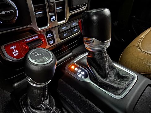 Used 2021 Jeep Wrangler Unlimited Rubicon image 28