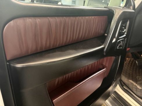 Used 2015 Mercedes-Benz G 63 AMG G 63 AMG image 11