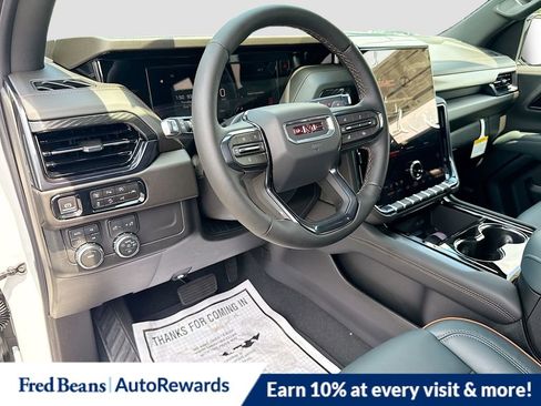 New 2026 GMC Yukon AT4 w/ AT4 Premium Package AWD/4WD image 11
