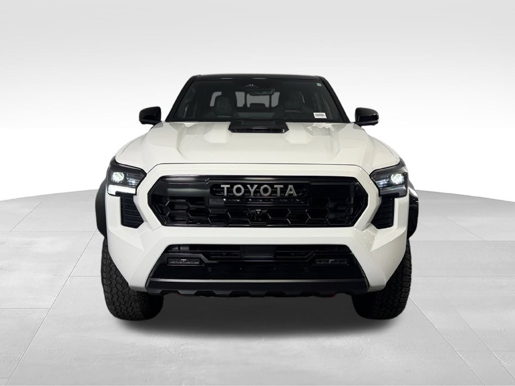 Used 2025 Toyota Tacoma TRD Pro w/ Tow Tech Package AWD/4WD image 3
