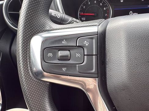Used 2025 Chevrolet Blazer LT FWD image 20
