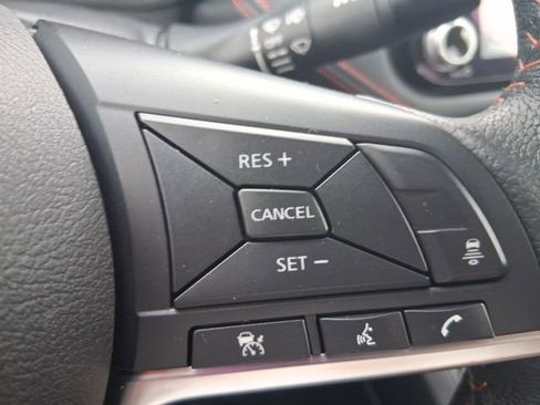 Used 2024 Nissan Versa SR image 19