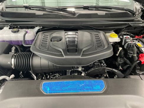 New 2025 Jeep Wagoneer Series II w/ Convenience Group I image 8