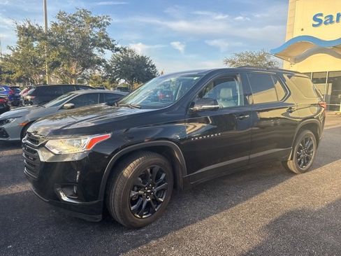 Used 2020 Chevrolet Traverse RS image 1