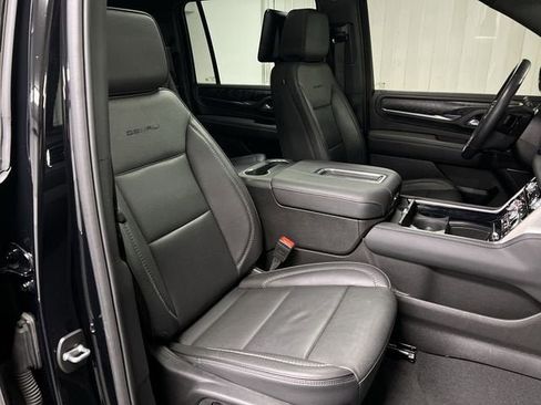 Certified 2024 GMC Yukon XL Denali w/ Advanced Technology Package image 29