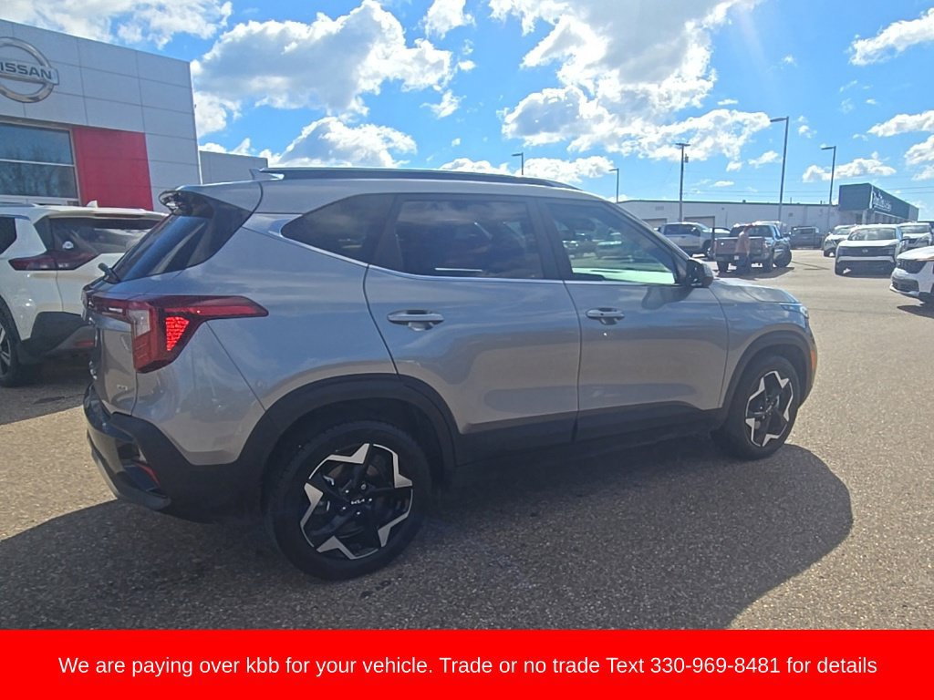 Used 2024 Kia Seltos EX AWD/4WD image 7