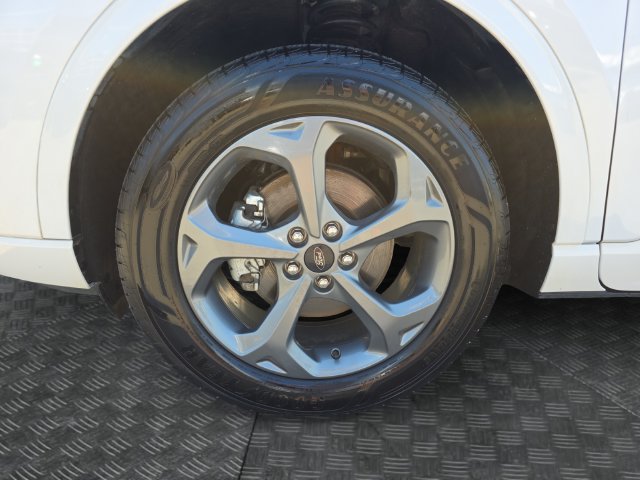 Used 2024 Ford Escape ST-Line Select AWD/4WD image 33