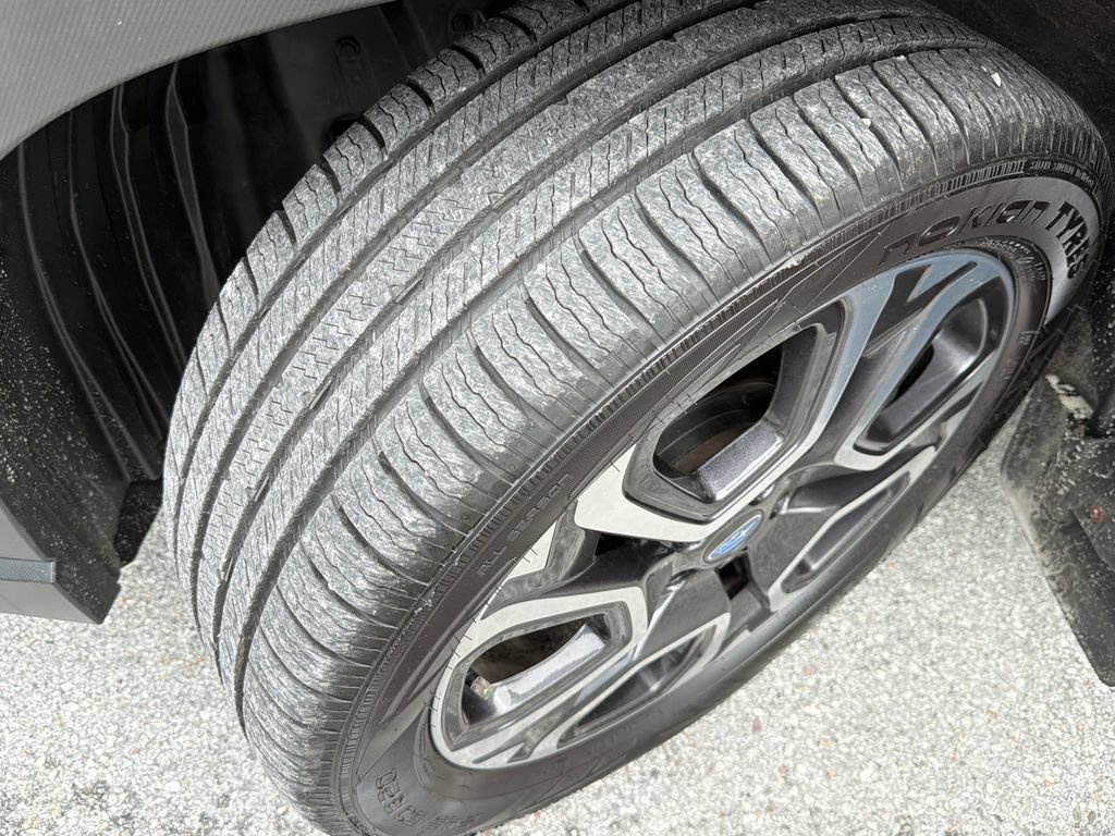 Used 2023 Subaru Ascent Limited AWD/4WD image 48