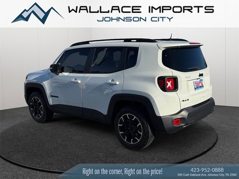 Used 2023 Jeep Renegade Latitude image 3