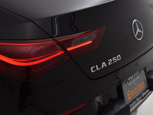 Certified 2025 Mercedes-Benz CLA 250 4MATIC image 12