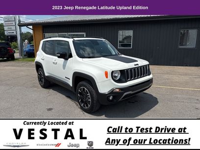 Used 2023 Jeep Renegade Latitude w/ Sun/Sound Group