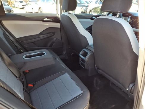 Certified 2025 Volkswagen Taos S image 22