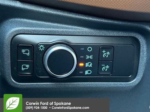 Used 2024 Ford Bronco Outer Banks AWD/4WD image 27