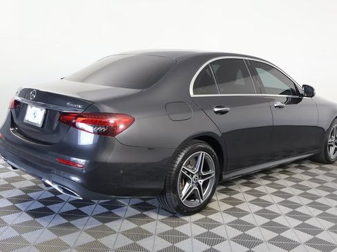 Used 2022 Mercedes-Benz E 450 4MATIC Sedan image 4